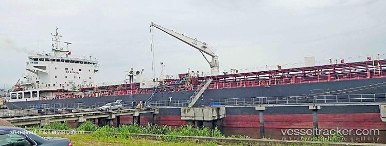 Onyx-Orca - Oil Products Tanker vessel registered in Nigeria