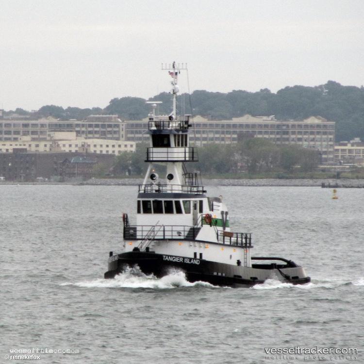 Tangier-Island - Pusher Tug vessel registered in United States of America