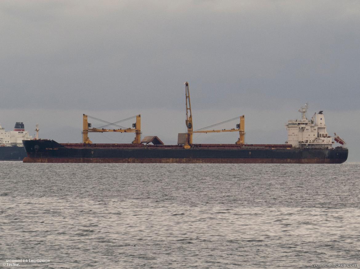 Global-Unity - Bulk Carrier vessel registered in Marshall Islands