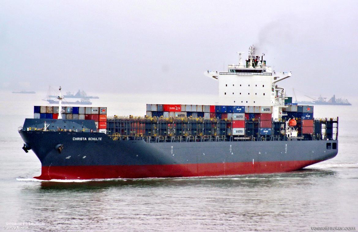 Christa-Schulte - Container Ship vessel registered in Singapore