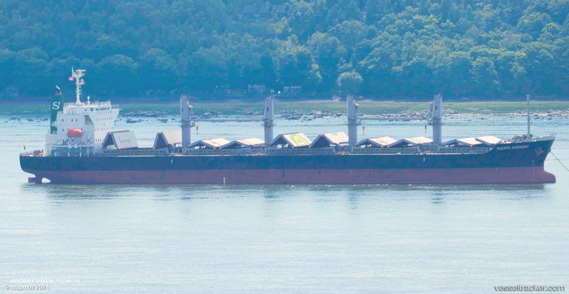 Pacific-Harmony - Bulk Carrier vessel registered in Liberia