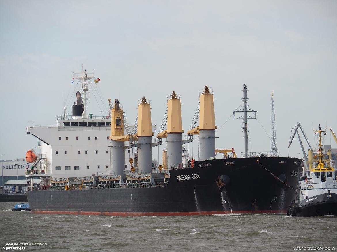 Ocean-Joy - Bulk Carrier vessel registered in Hong Kong