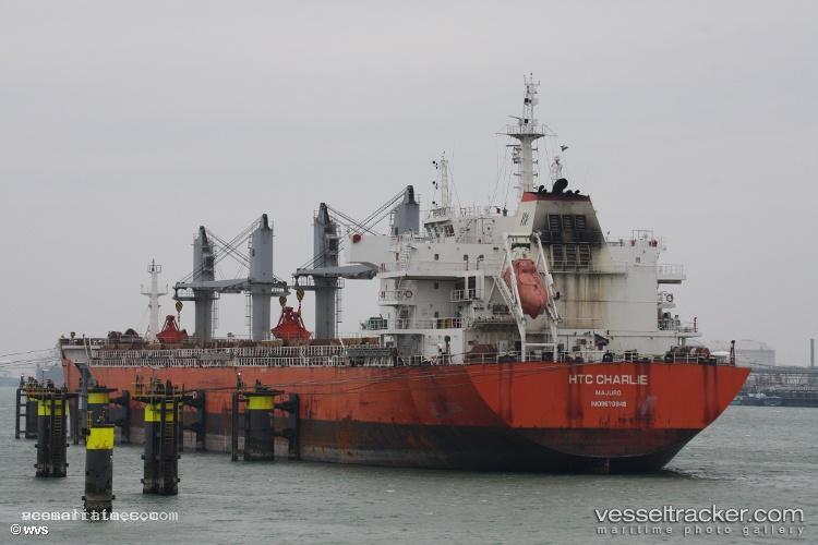 V-Atlas - Bulk Carrier vessel registered in Panama