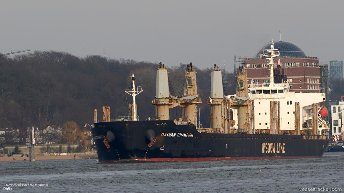 River-Confidence - Bulk Carrier vessel registered in Portugal