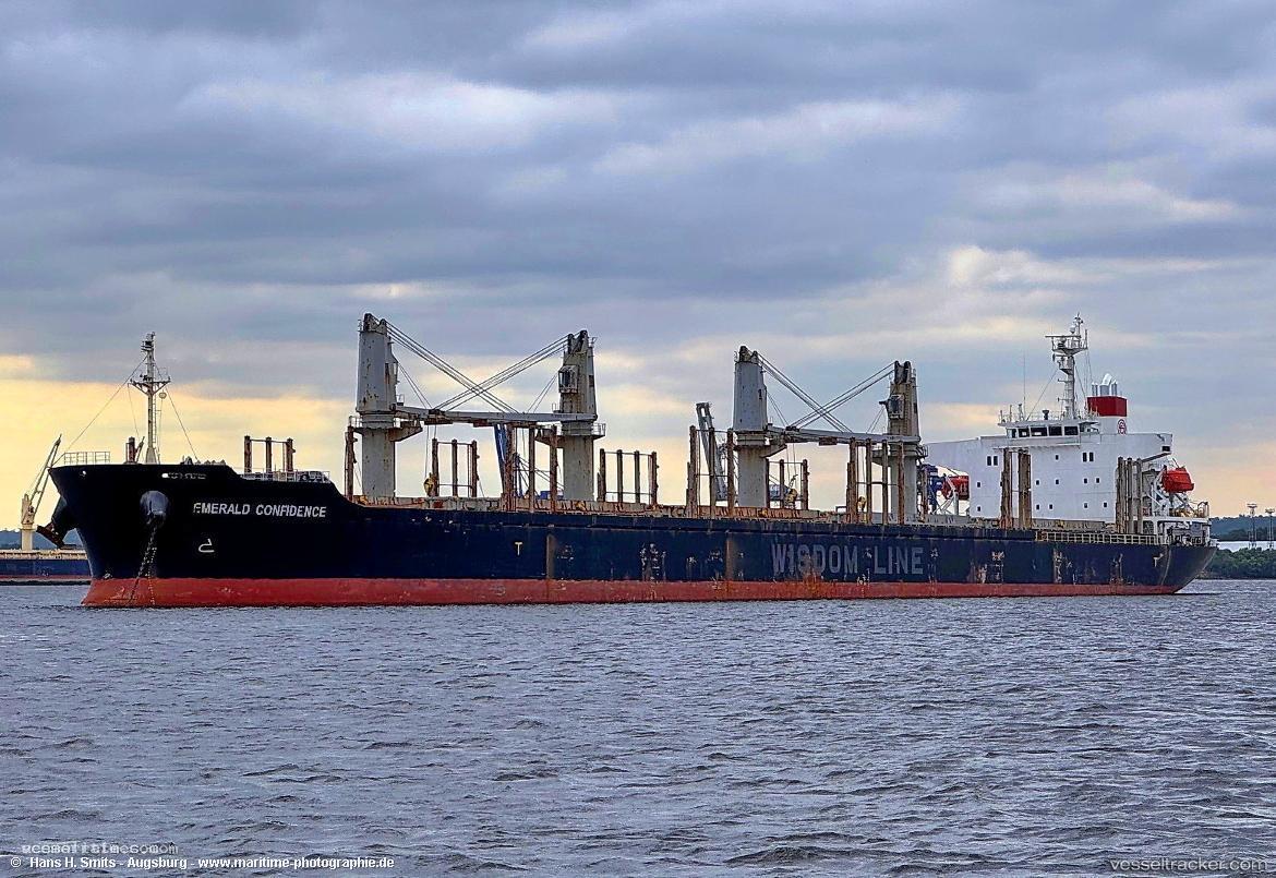 Emerald-Confidence - Bulk Carrier vessel registered in Portugal