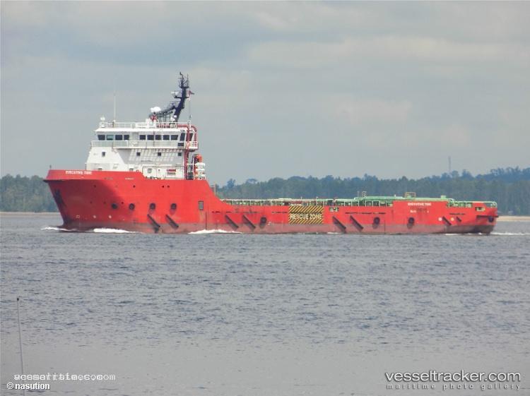 Executive-Tide - Offshore Tug Supply Ship vessel registered in Malaysia