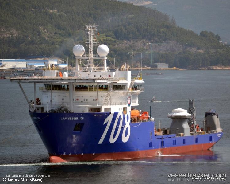Lay-Vessel-108 - Pipe Layer vessel registered in Marshall Islands