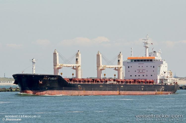 Wl-Uglich - Bulk Carrier vessel registered in Hong Kong