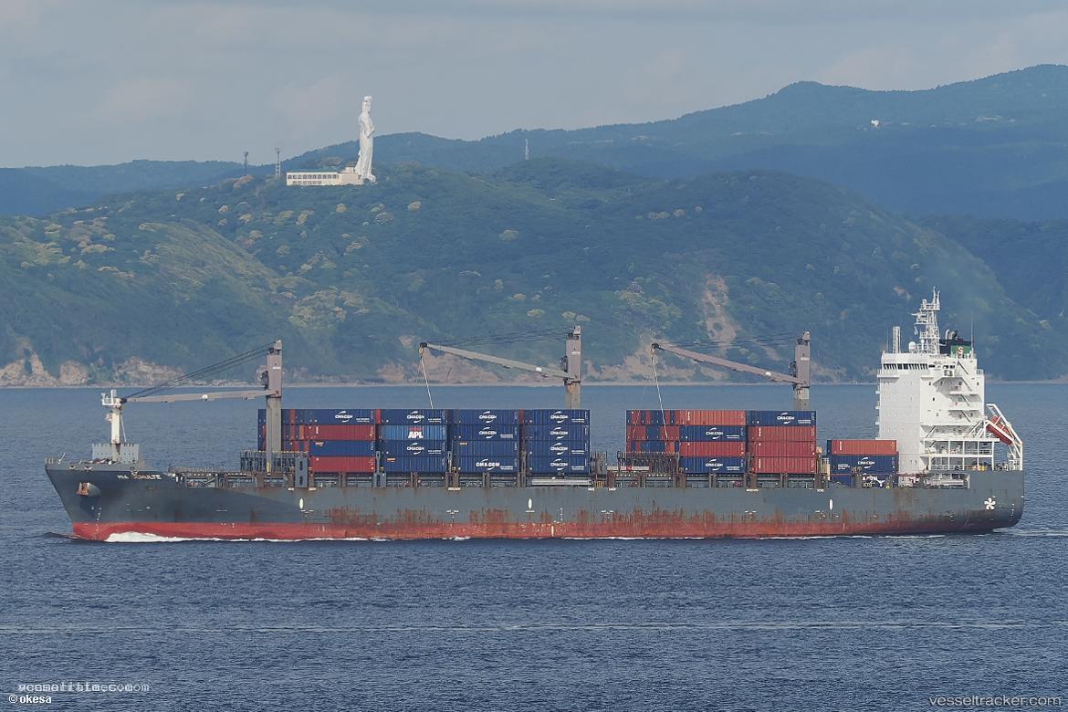 Mia-Schulte - Container Ship vessel registered in Singapore