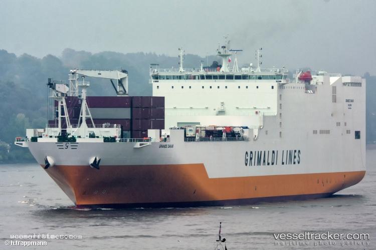 Grande-Dakar - Ro Ro Cargo Ship vessel registered in Italy