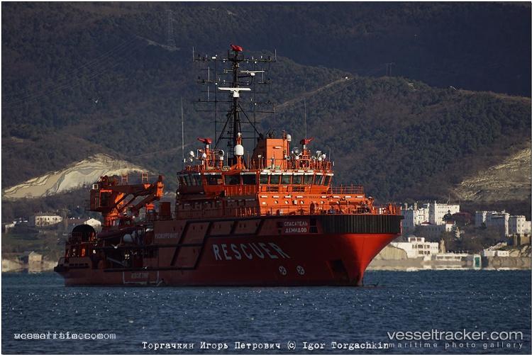 Spasatel-Demidov - Salvage Ship vessel registered in Russia