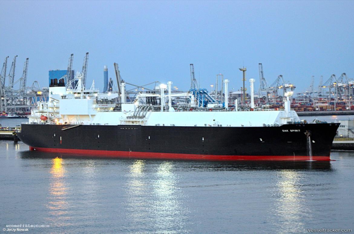 Seapeak-Oak - Lng Tanker vessel registered in Bahamas