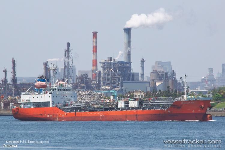 Princess-Iris - Chemical Oil Products Tanker vessel registered in Singapore