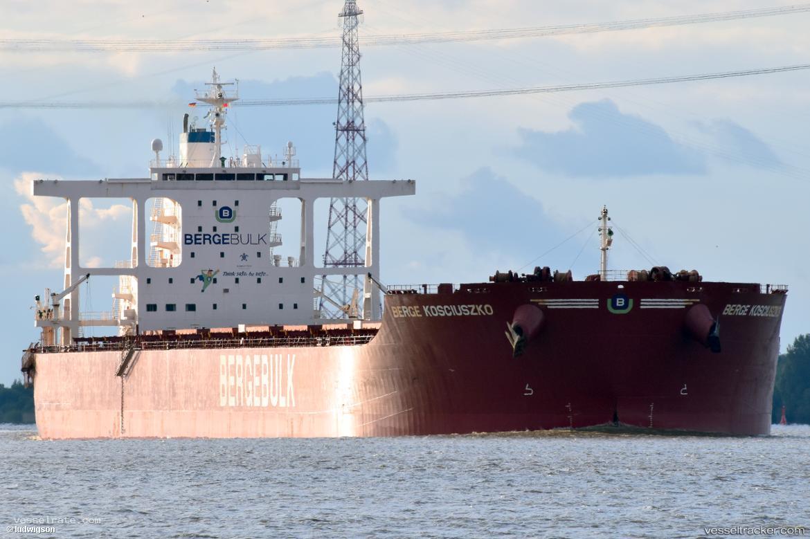 Berge-Kosciuszko - Ore Carrier vessel registered in United Kingdom