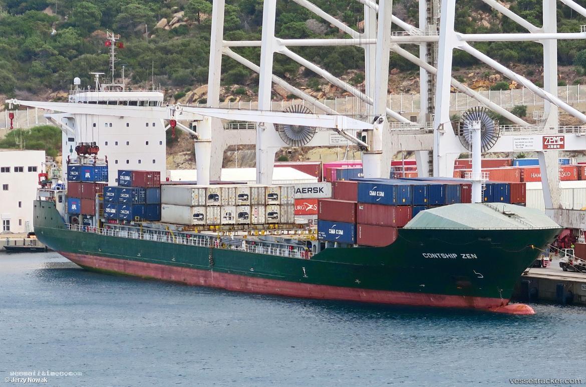 Contship-Zen - Container Ship vessel registered in Liberia