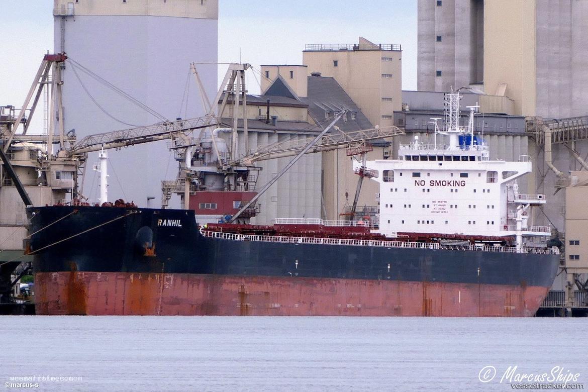 Magic-Starlight - Bulk Carrier vessel registered in Marshall Islands