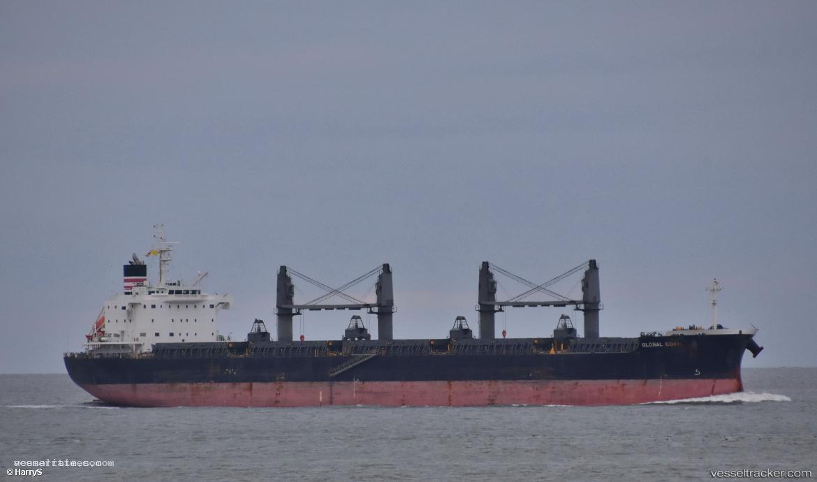 Global-Coral - Bulk Carrier vessel registered in Panama