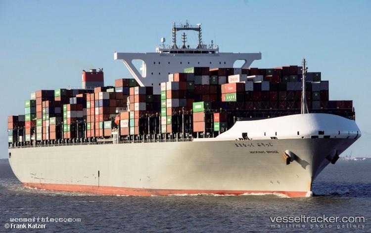 One-Mackinac - Container Ship vessel registered in Japan