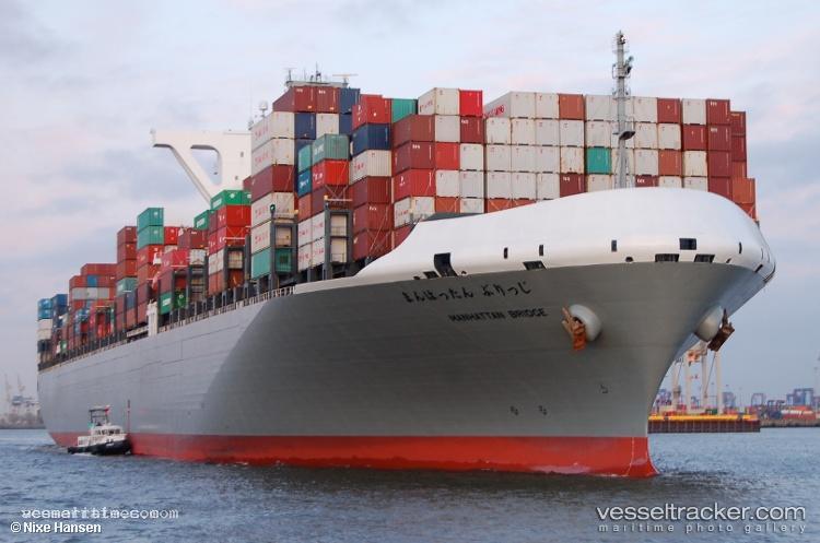 One-Manhattan - Container Ship vessel registered in Japan
