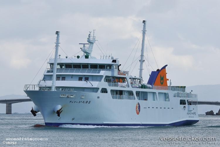 Ferry-Iheya3 - Passenger Ro Ro Cargo Ship vessel registered in Japan