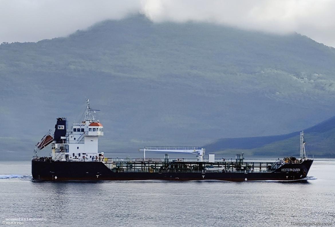 Western-Queen - Oil Products Tanker vessel registered in Singapore