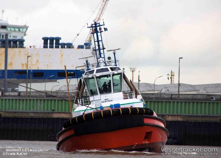 Vb-Emotion - Tug vessel registered in Germany