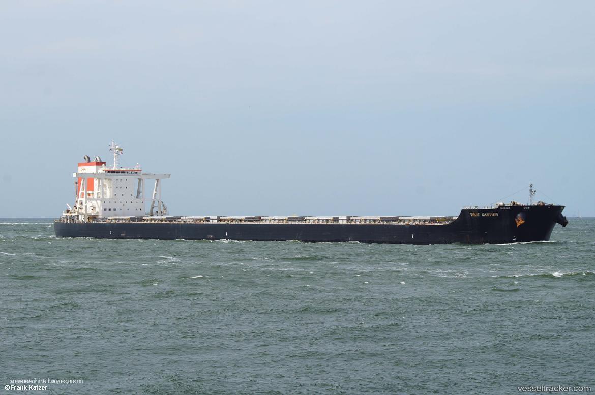 Lucy-Oldendorff - Bulk Carrier vessel registered in Liberia
