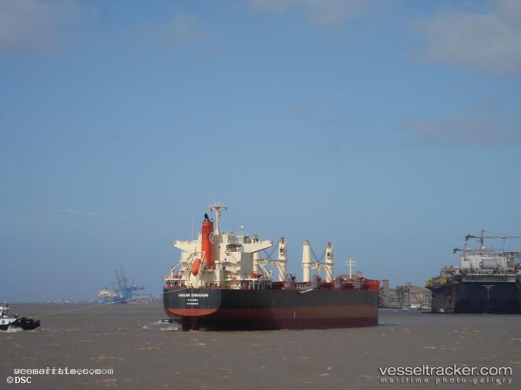 Lynux-Innovation - Bulk Carrier vessel registered in Panama