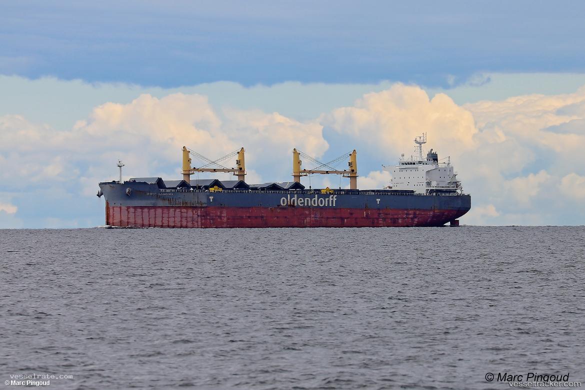 August - Bulk Carrier vessel registered in Malta