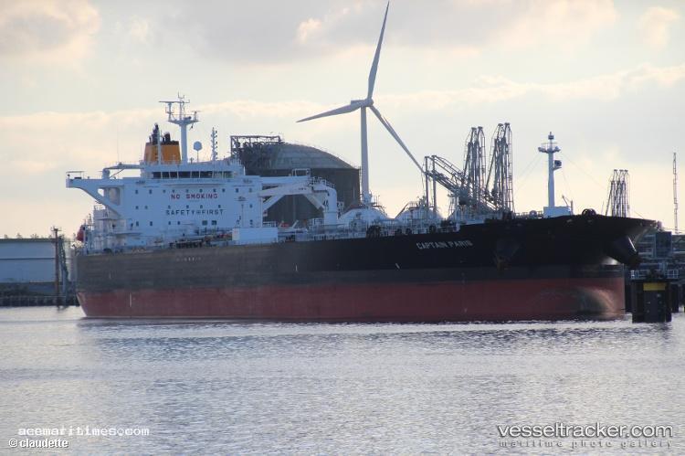 Captain-Paris - Crude Oil Tanker vessel registered in Malta