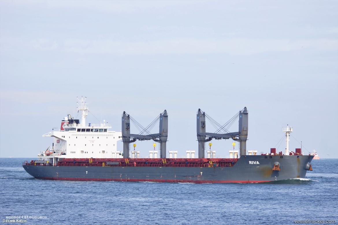 Riva - Bulk Carrier vessel registered in Portugal