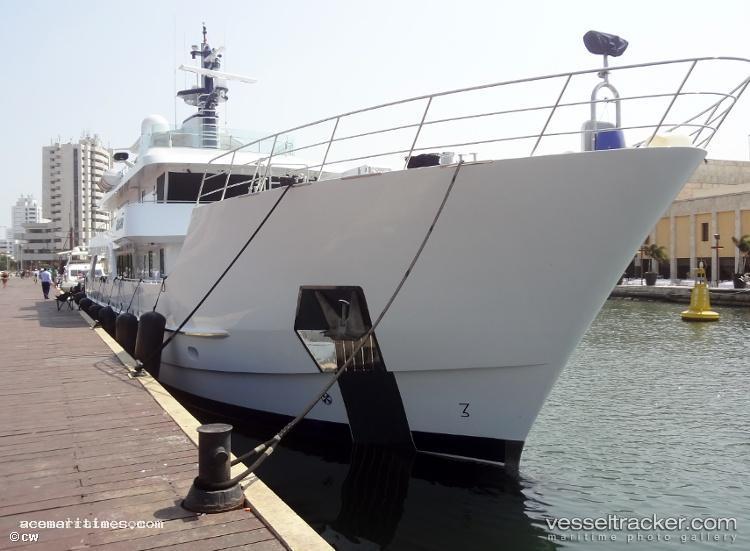Batai - Service Ship vessel registered in Cayman Islands