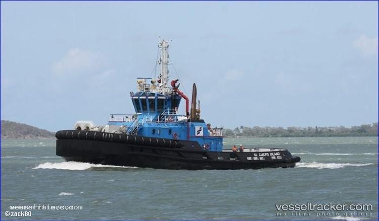 Sl-Curtis-Island - [tug.fire_fighting_tug] vessel registered in Australia