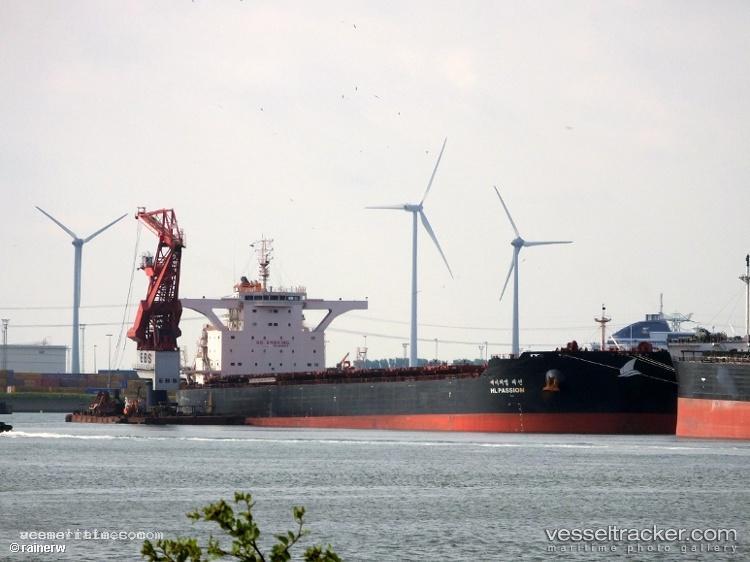 Seawind - Bulk Carrier vessel registered in Malta