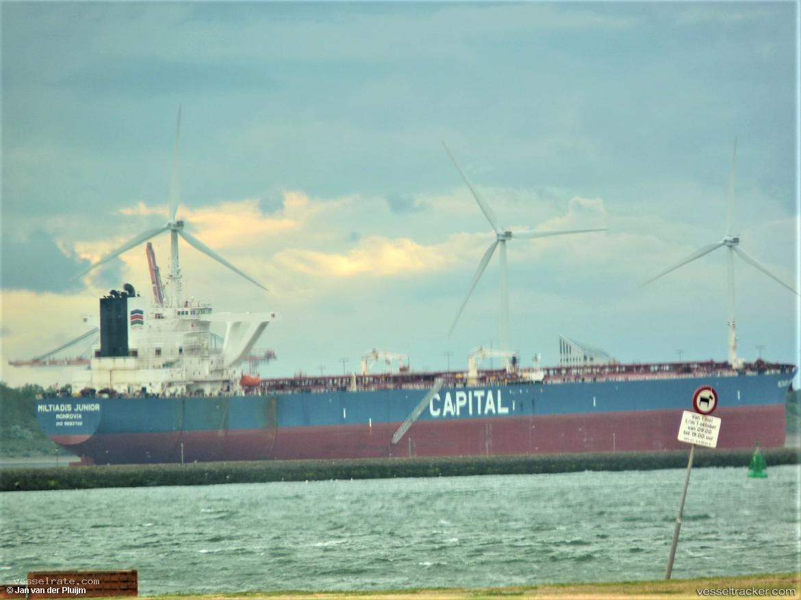 Amzan - Crude Oil Tanker