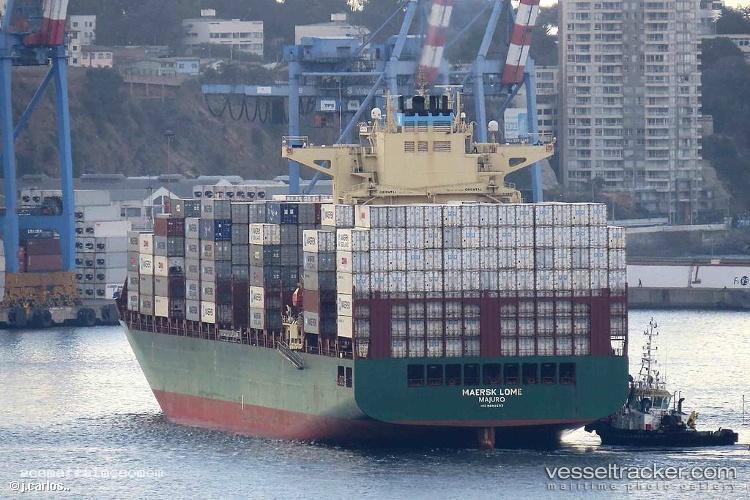 Wide-Hotel - Container Ship vessel registered in Marshall Islands