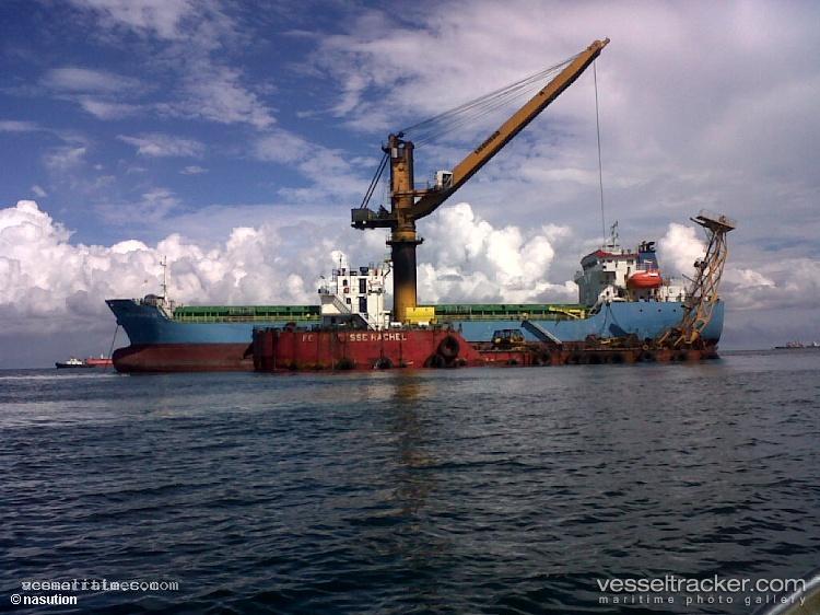 Intan-Daya-32 - General Cargo Ship vessel registered in Indonesia