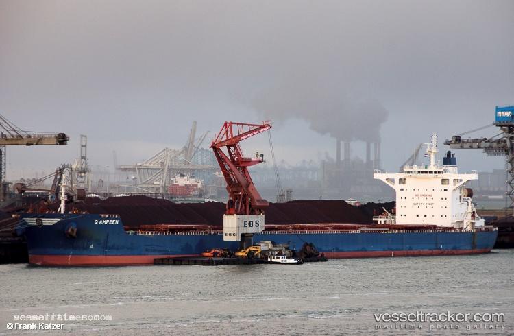 Golden-Amreen - Bulk Carrier vessel registered in Marshall Islands