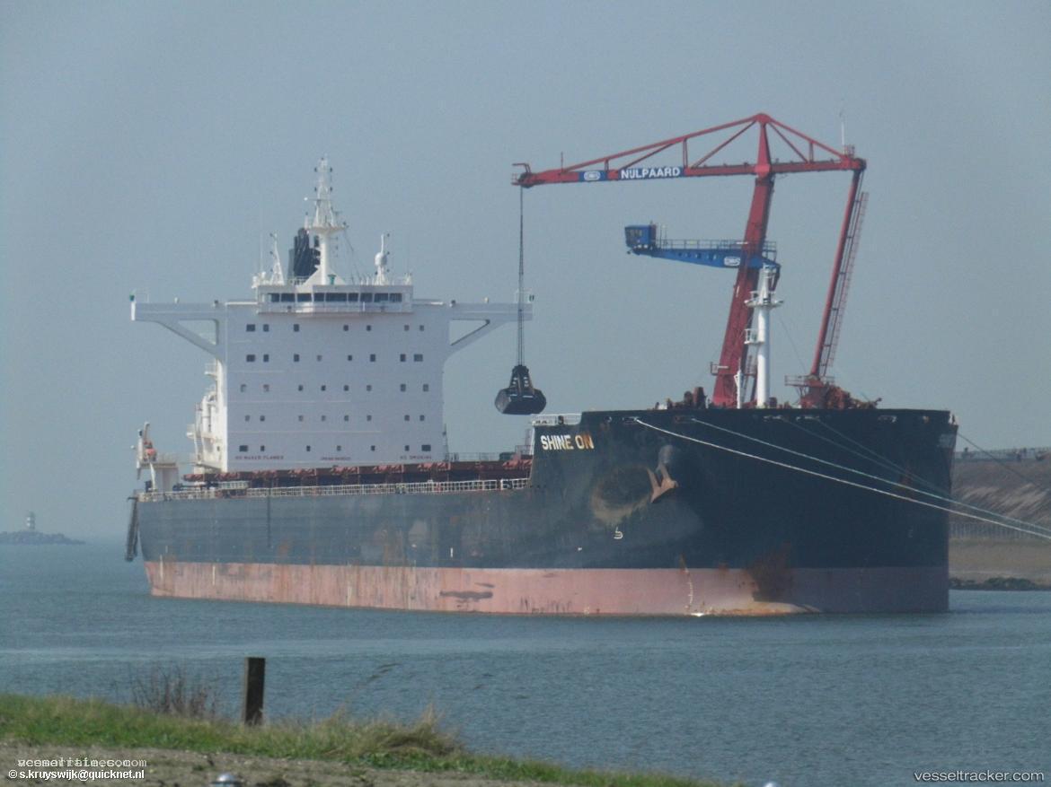 Shine-On - Bulk Carrier vessel registered in Bahamas