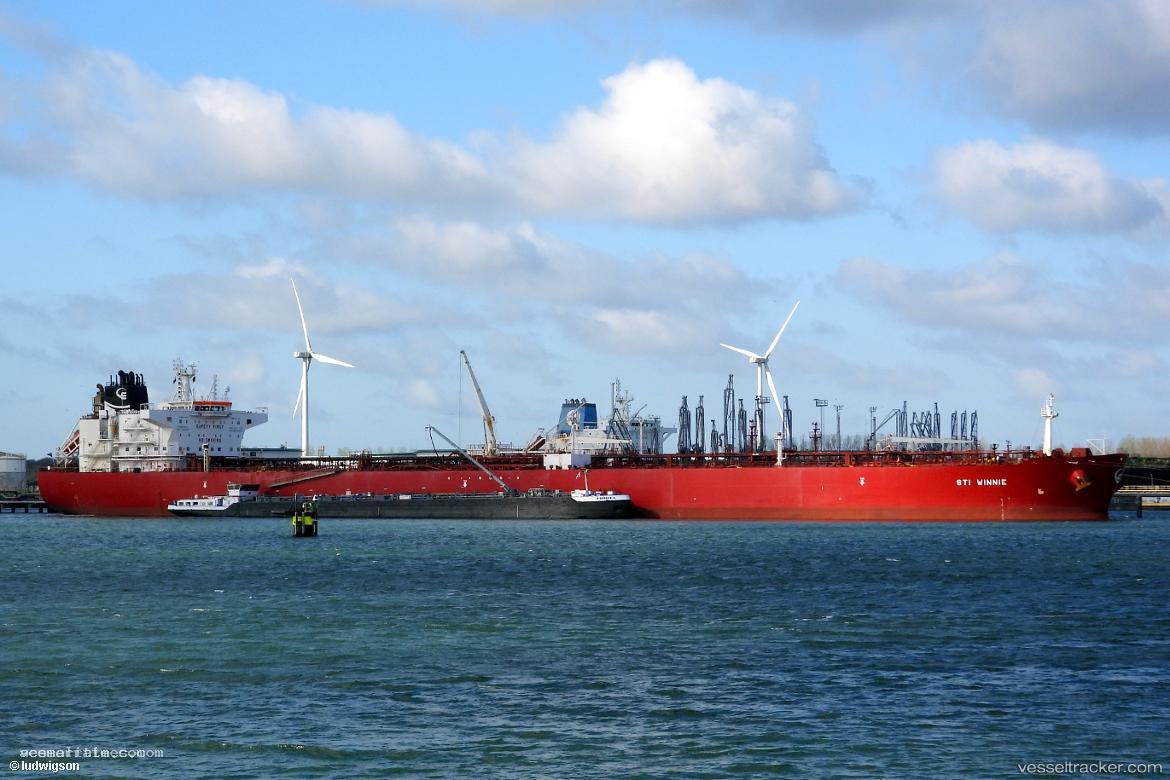 Sti-Winnie - Crude Oil Tanker vessel registered in Marshall Islands