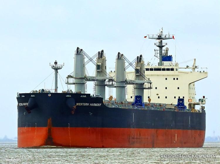 Auguste-Schulte - Bulk Carrier vessel registered in Singapore