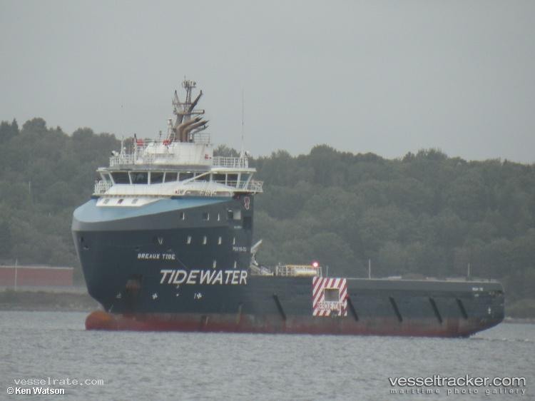 Breaux-Tide - Offshore Tug Supply Ship vessel registered in Vanuatu