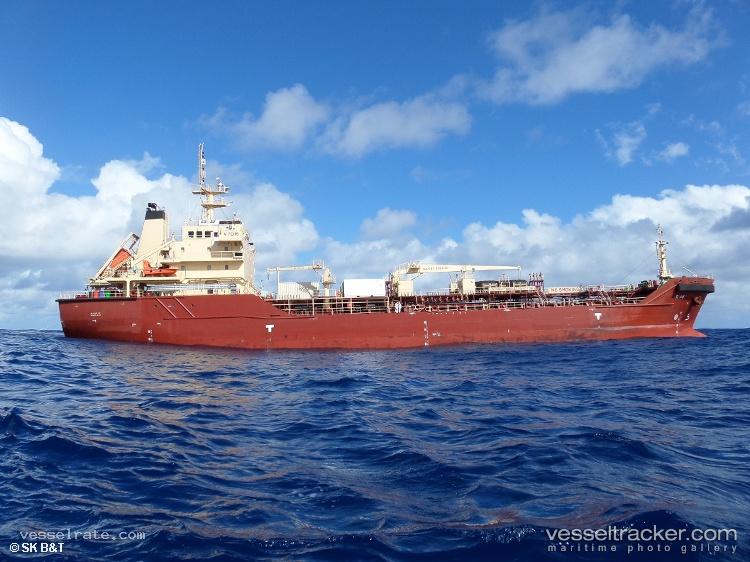 B.pacific - Service Ship vessel registered in Cook Islands