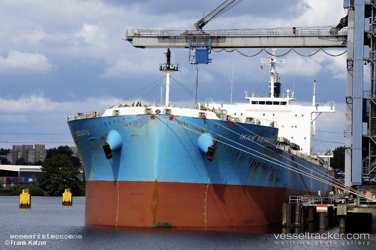 Synthesea - Bulk Carrier vessel registered in Liberia