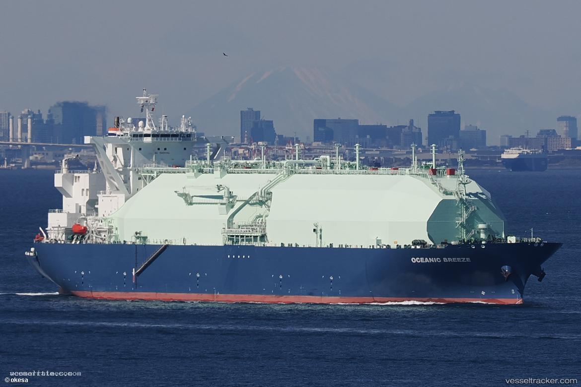 Oceanic-Breeze - Lng Tanker vessel registered in Marshall Islands