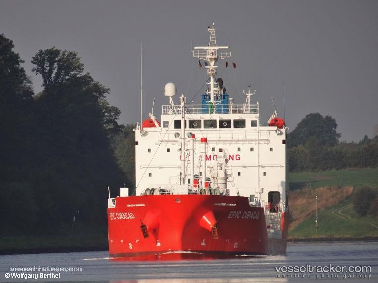Gas-Top - Lpg Tanker vessel registered in Portugal