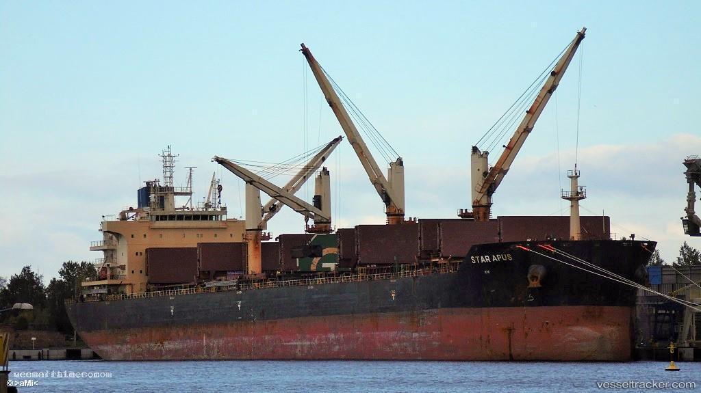 Star-Apus - Bulk Carrier vessel registered in Liberia