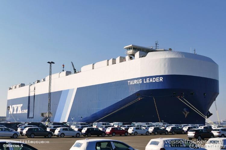 Taurus-Leader - Vehicles Carrier vessel registered in Singapore