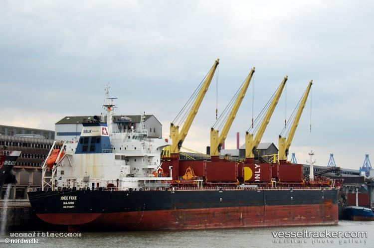 Idee-Fixe - Bulk Carrier vessel registered in Liberia