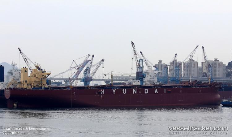 Hl-Samcheonpo - Bulk Carrier vessel registered in Panama